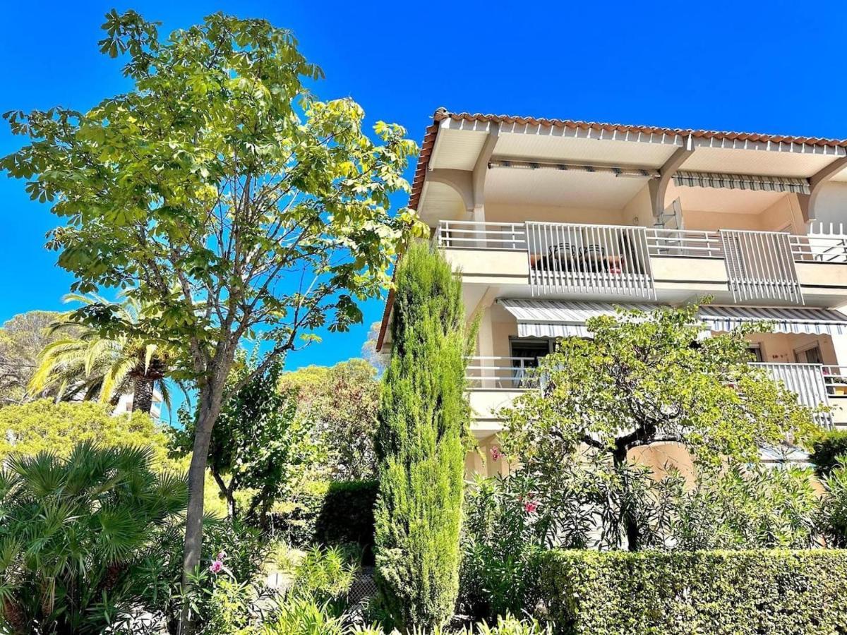 Apartment Superbe 6 Couchages - 4 Pieces - Clim - Terrasse Saint-Raphael (Var)
